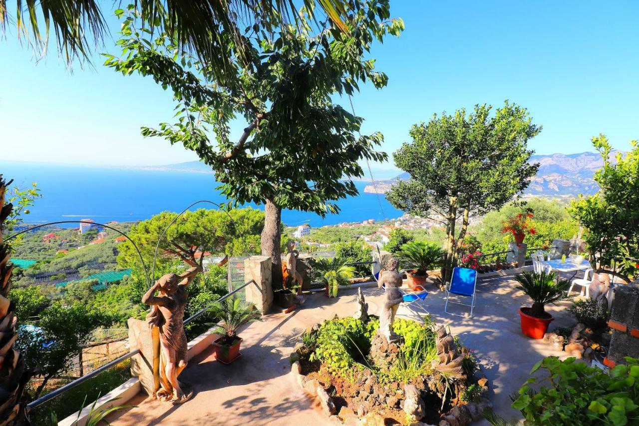 La Rosa Del Sud - De Vivo Realty Sorrento Apartman Kültér fotó