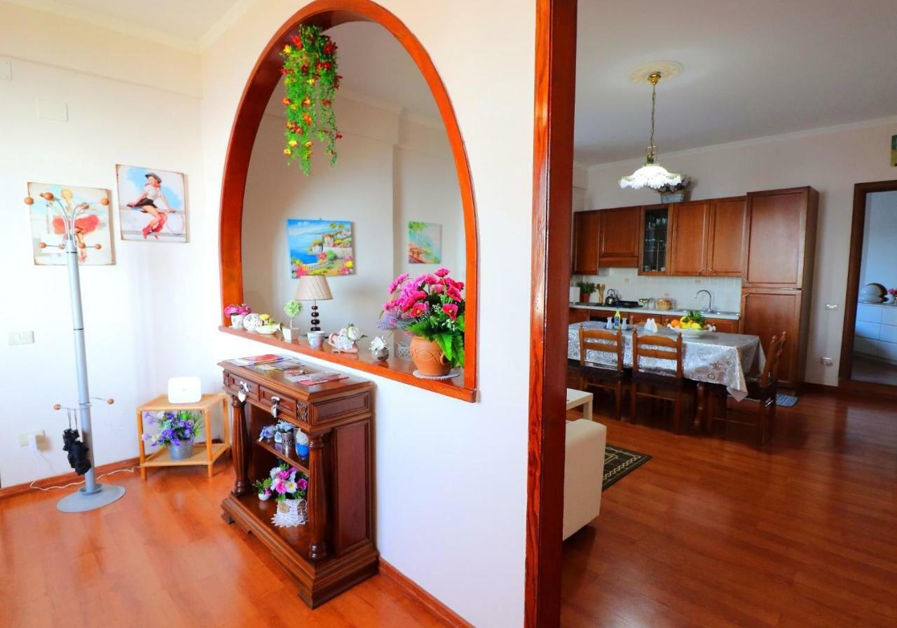 La Rosa Del Sud - De Vivo Realty Sorrento Apartman Kültér fotó